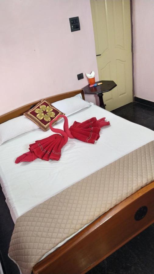 Amirtha Homes Tiruchirappalli エクステリア 写真